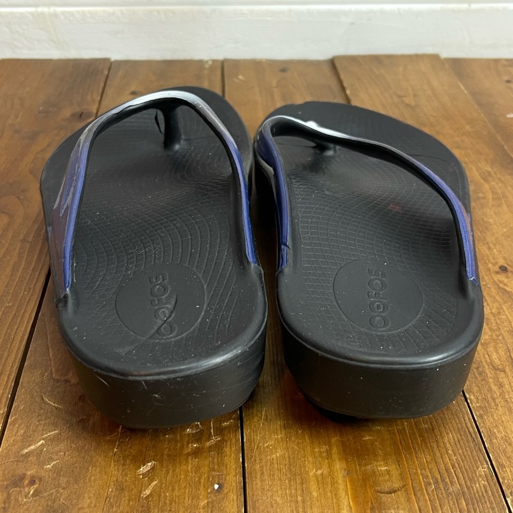 Oofos Womens size 8 oolala luxe sandals black with ombre strap - Picture 3 of 8